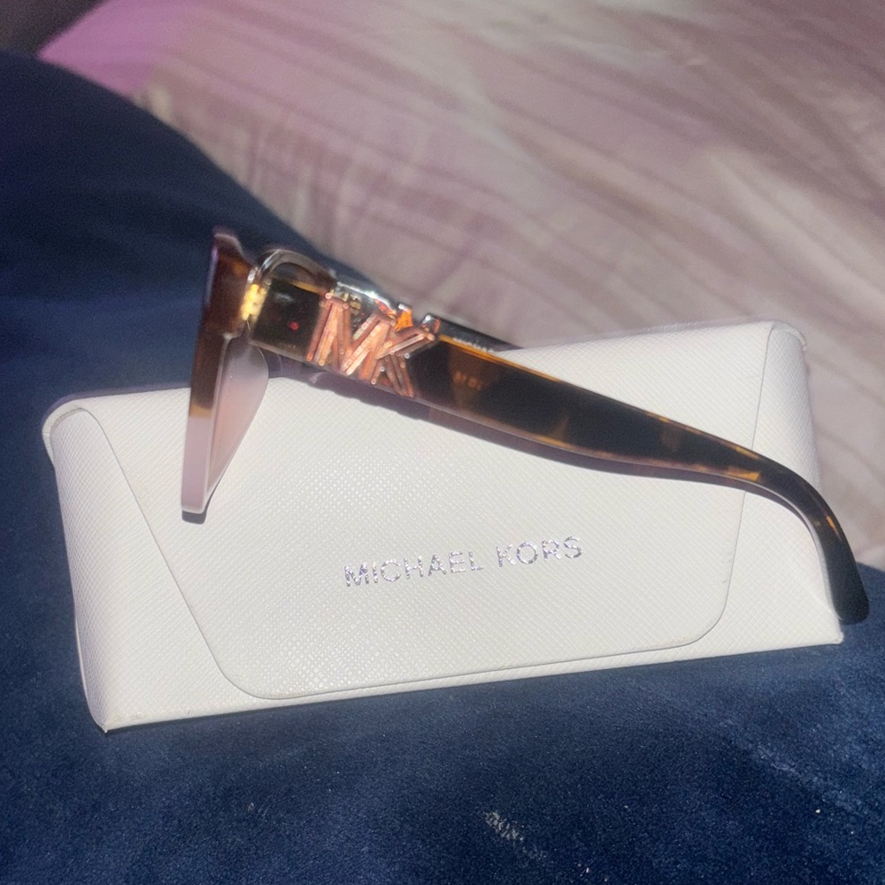 Michael Kors Karlie 1 Frames - Picture 4 of 5